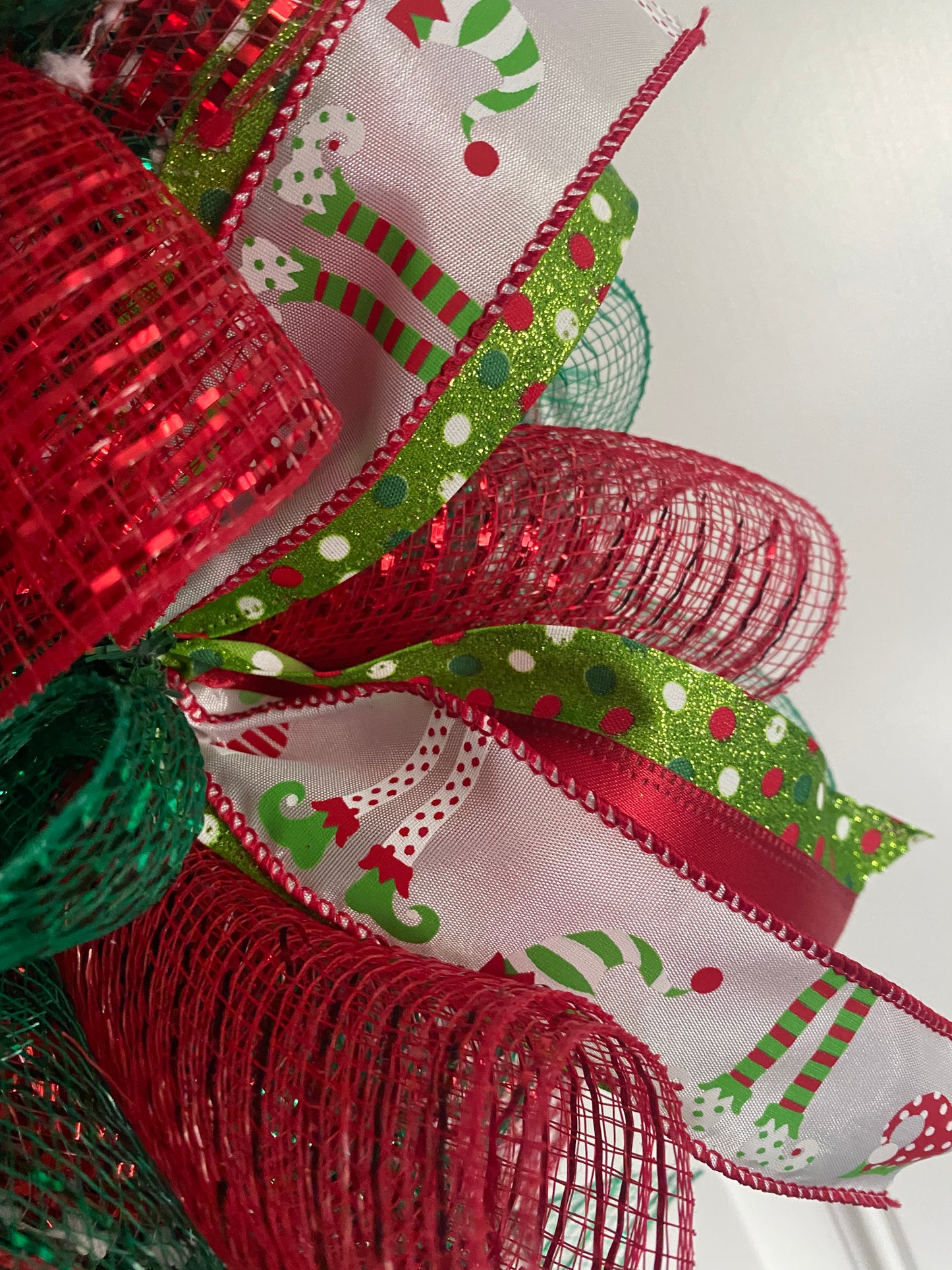 CHRISTMAS ELF WREATH